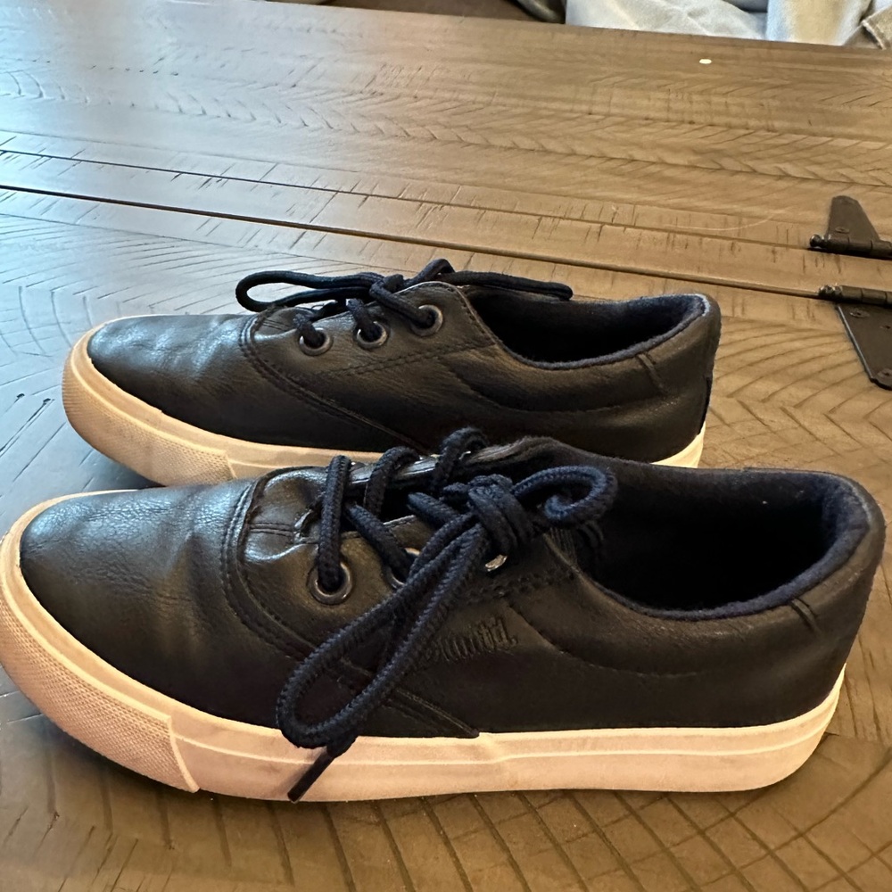 Ecko Unltd sneakers Youth 13 Navy blue  and white Dressy flats